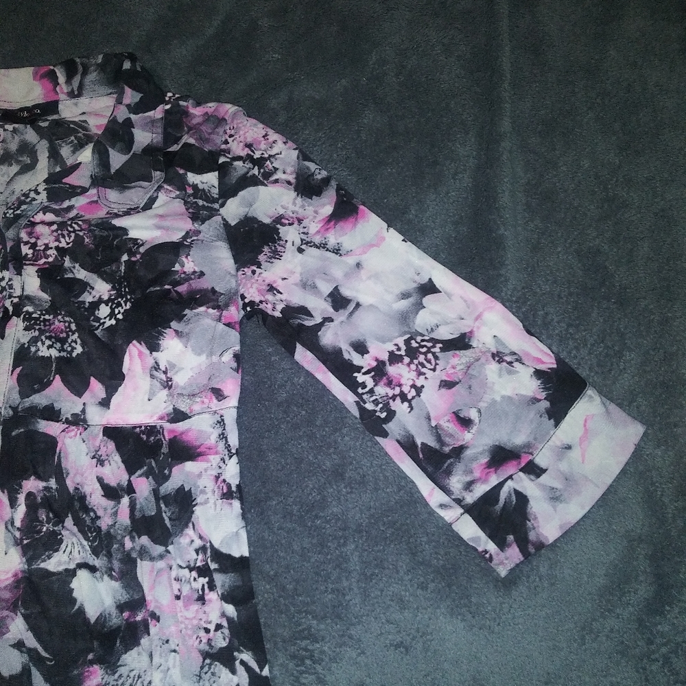 Style & Co. Button down blouse - Picture 3 of 5